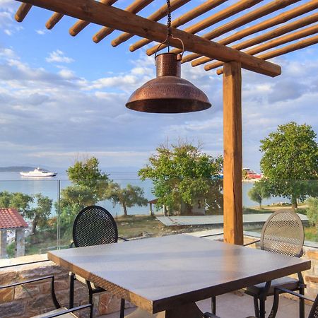 By The Sea Luxury Suites Λιμένας Εξωτερικό φωτογραφία